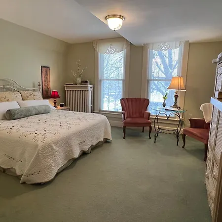 Astor House-3