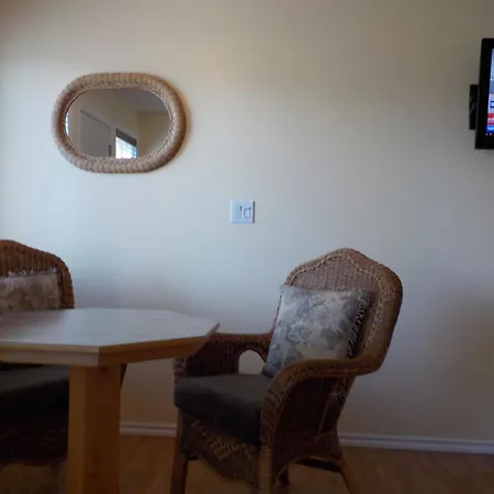 Dogwood Bed & Breakfast-3