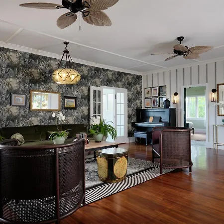 Lokelani Suite - Historic Comfort, Free Breakfast!-2