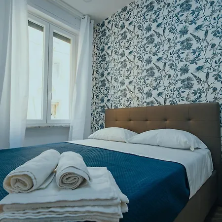 Otis Rooms-3