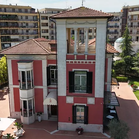 Villa Pallotta Luxury B&B-3