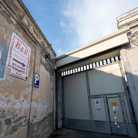 B&B Small Luxury Napoli Centrale-2