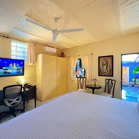Estrellita'S Bed & Breakfast-3