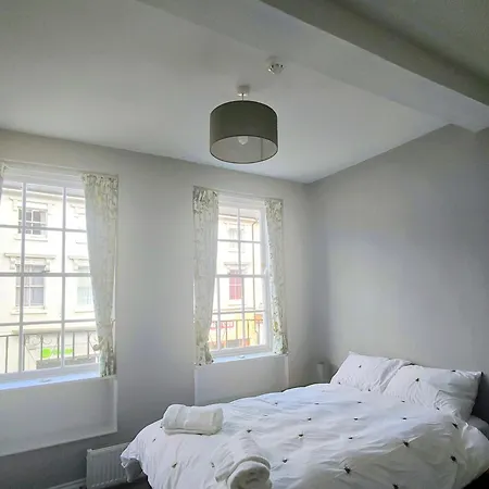 Esca With Rooms-2
