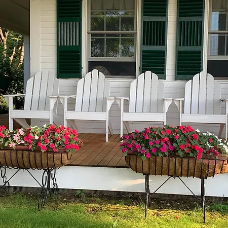 Maguire House Bed And Breakfast-3