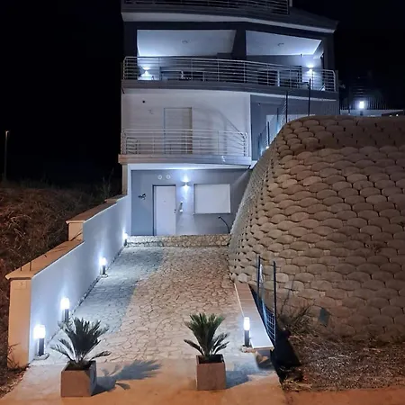 B&B Clarosa-2