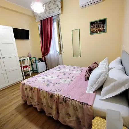 Al Quadrato D'Oro Rooms-3