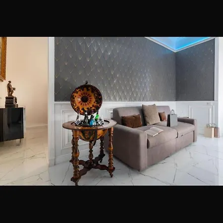 Daphne Trevi Suites-2