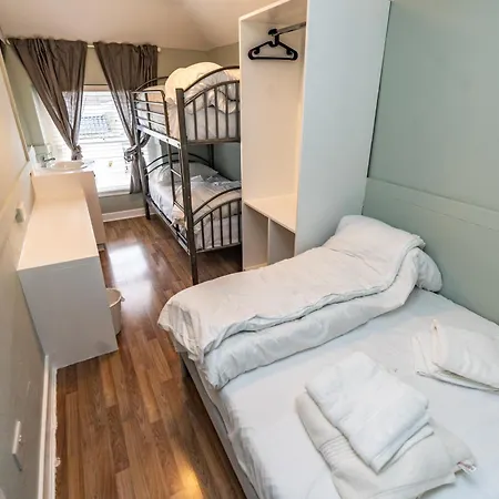 Talbot Street Guest House-3