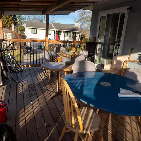 Comfort Inn Hostel In Fraser Valley 2-2