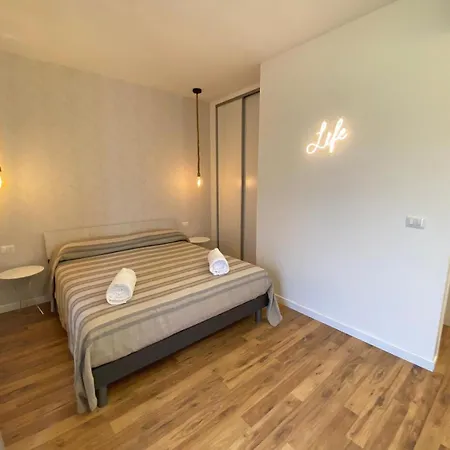 B&B Stadium Room & Suite-2