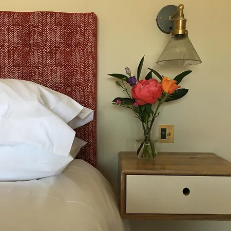 Kirkton Bay House Bed And Breakfast-3