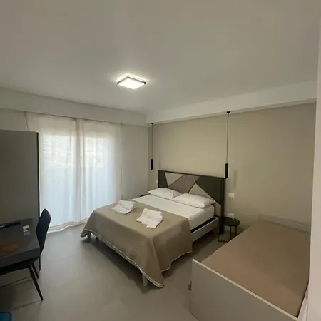 Soraya Rooms Tropea-3