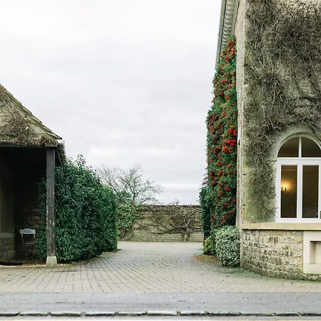 Cotteswold House-3