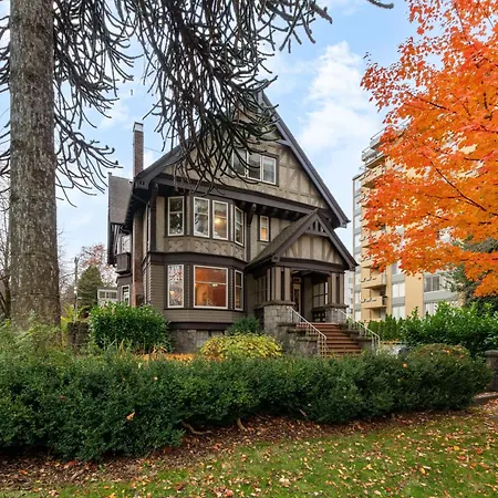 Hunter House Bed And Breakfast-2