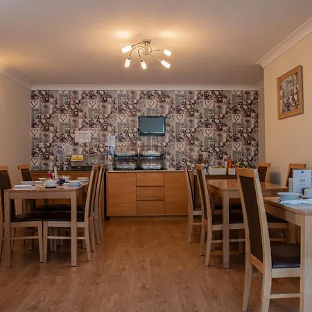 Trevarrian Lodge-3
