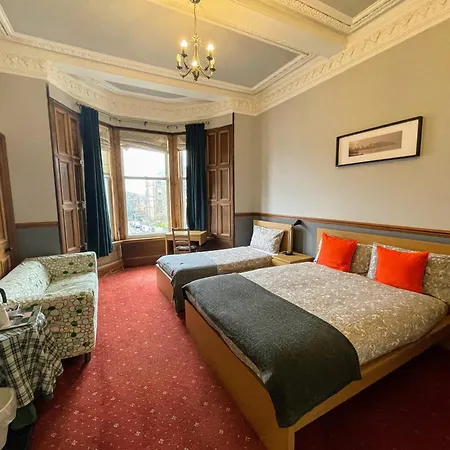 Airdenair Guest House-3