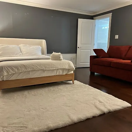 North Vancouver Lynn Valley Two Bedrooms Suite-3