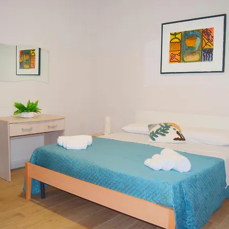Tenuta due pini-3