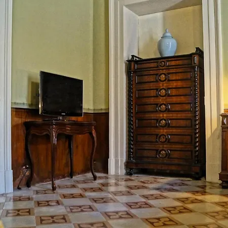 Historical Suites Vvm-2