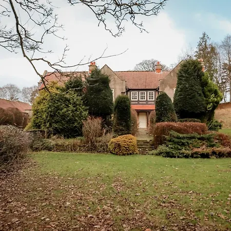 Gallows Hill-3