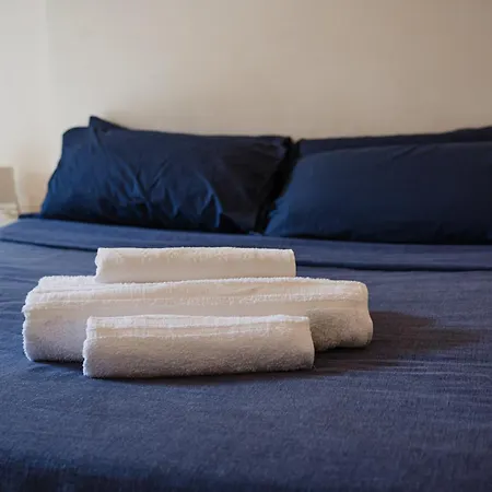 Bed And Books-2