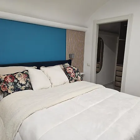 Mergellina Luxury Rooms-2
