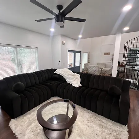 The Getaway House Atl Budget Room-3
