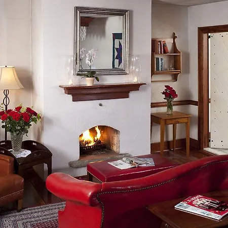 Historic Smithton Inn-2