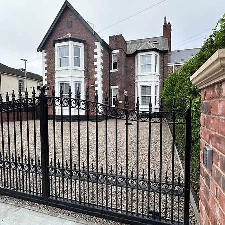 Wellington House-3