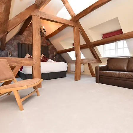 The Halford Bridge Inn-3