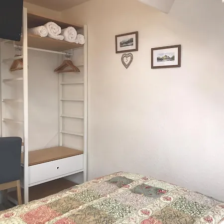 May Cottage B&B-3
