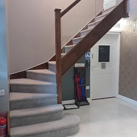Middle House-3