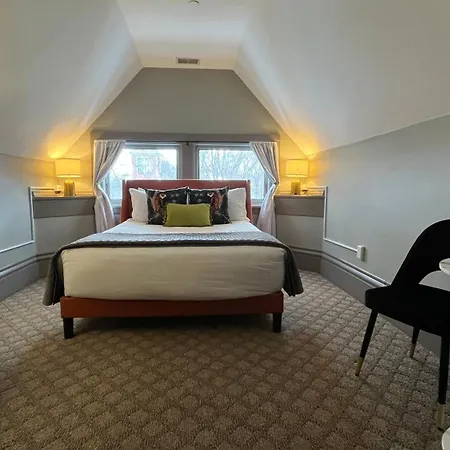 Stone Gables Inn-3