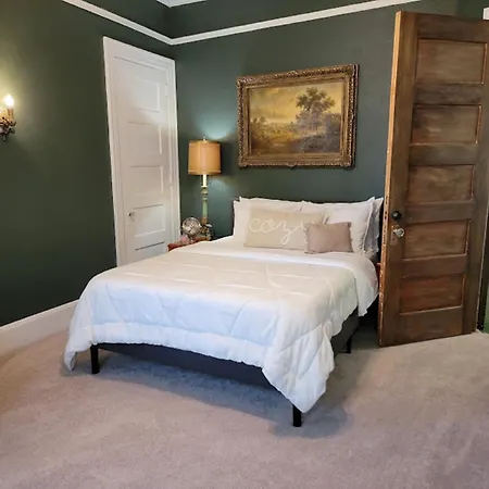 The Kings Throne Inn And Guest House-3