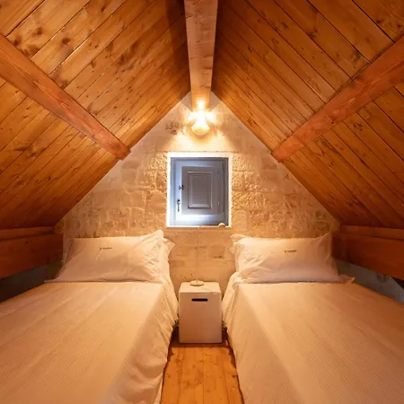 Borgofreddo Luxury Suite-3