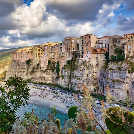MareMò Accomodations - Rooms in Tropea-2