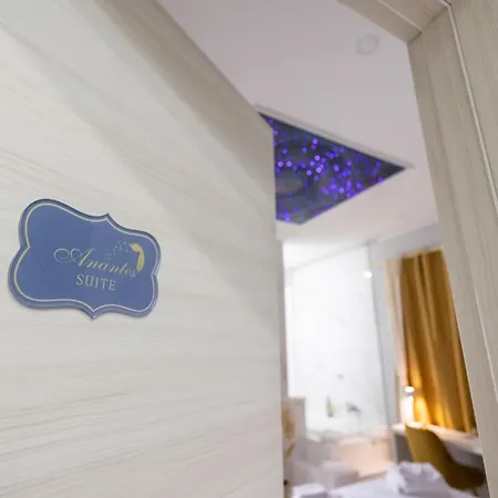 Enchanting Suites Salerno-3