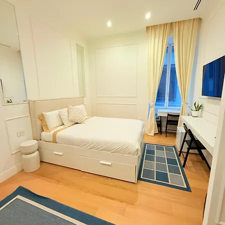 Raffaella Home-3
