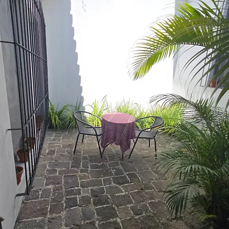 Poetry House Antigua Guatemala-2