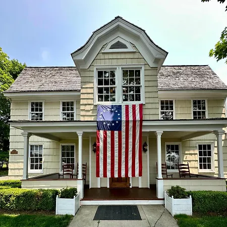 The 1708 House-3