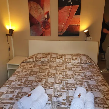 4Rooms Guest House Free Wi-Fi-2