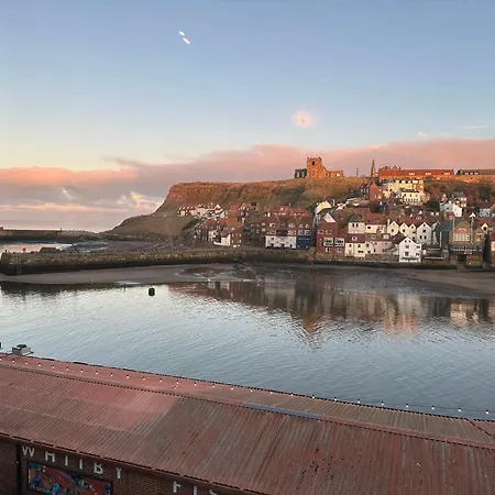 Harrys Whitby-2