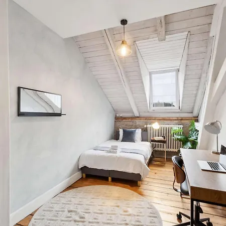 The R Loft Bali - Cosy Hostel Room, Communal Space, Rooftop-2