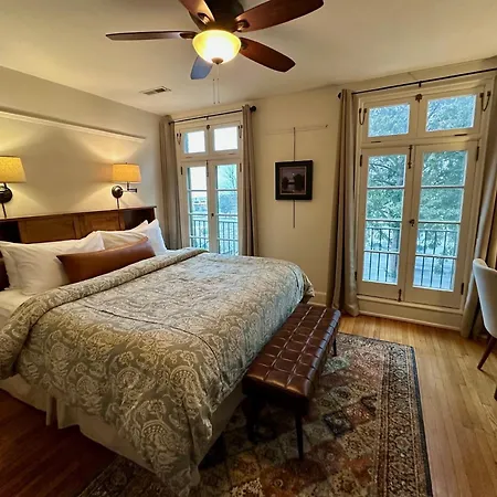 City House Bed And Breakfast-2