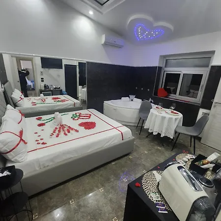 B&B Grecale Suite & Spa-3