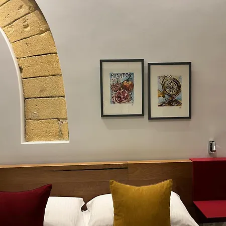 Rosy Room Design-2