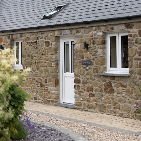 Canaston Oaks-2