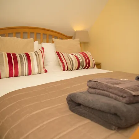 Belleview House-2