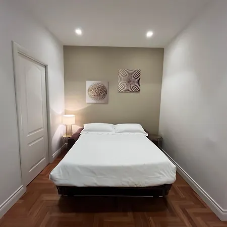 B&B Villa Sant'Elmo Con Parcheggio Interno-2